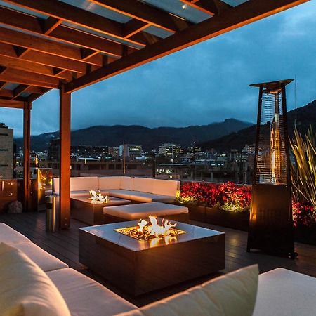 โรงแรมเบสท์เวสเทิร์น พลัส 93 พาร์ค โบโกตา ภายนอก รูปภาพ Rooftop bar at the Four Seasons Hotel, Santiago