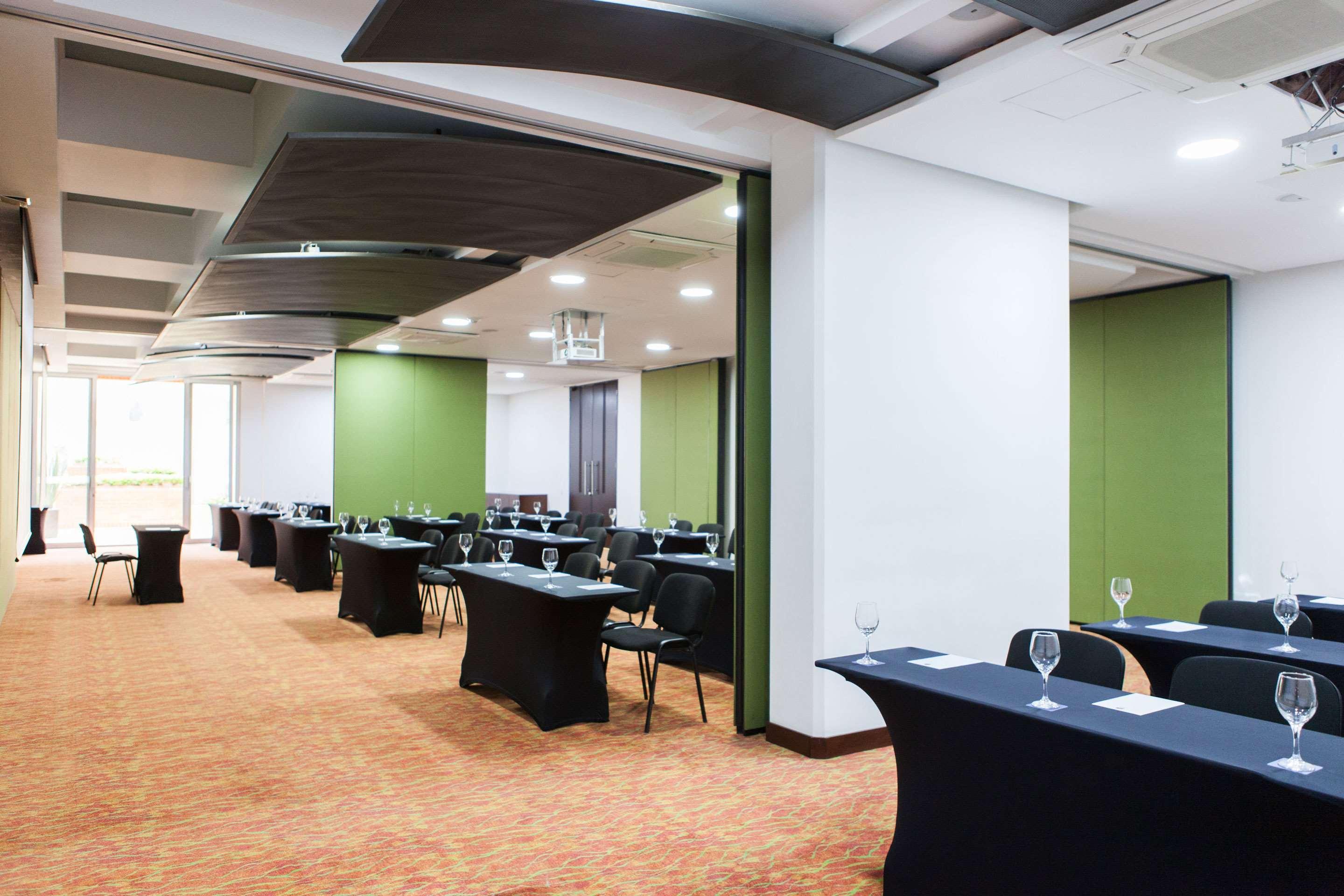 โรงแรมเบสท์เวสเทิร์น พลัส 93 พาร์ค โบโกตา ภายนอก รูปภาพ Meeting room