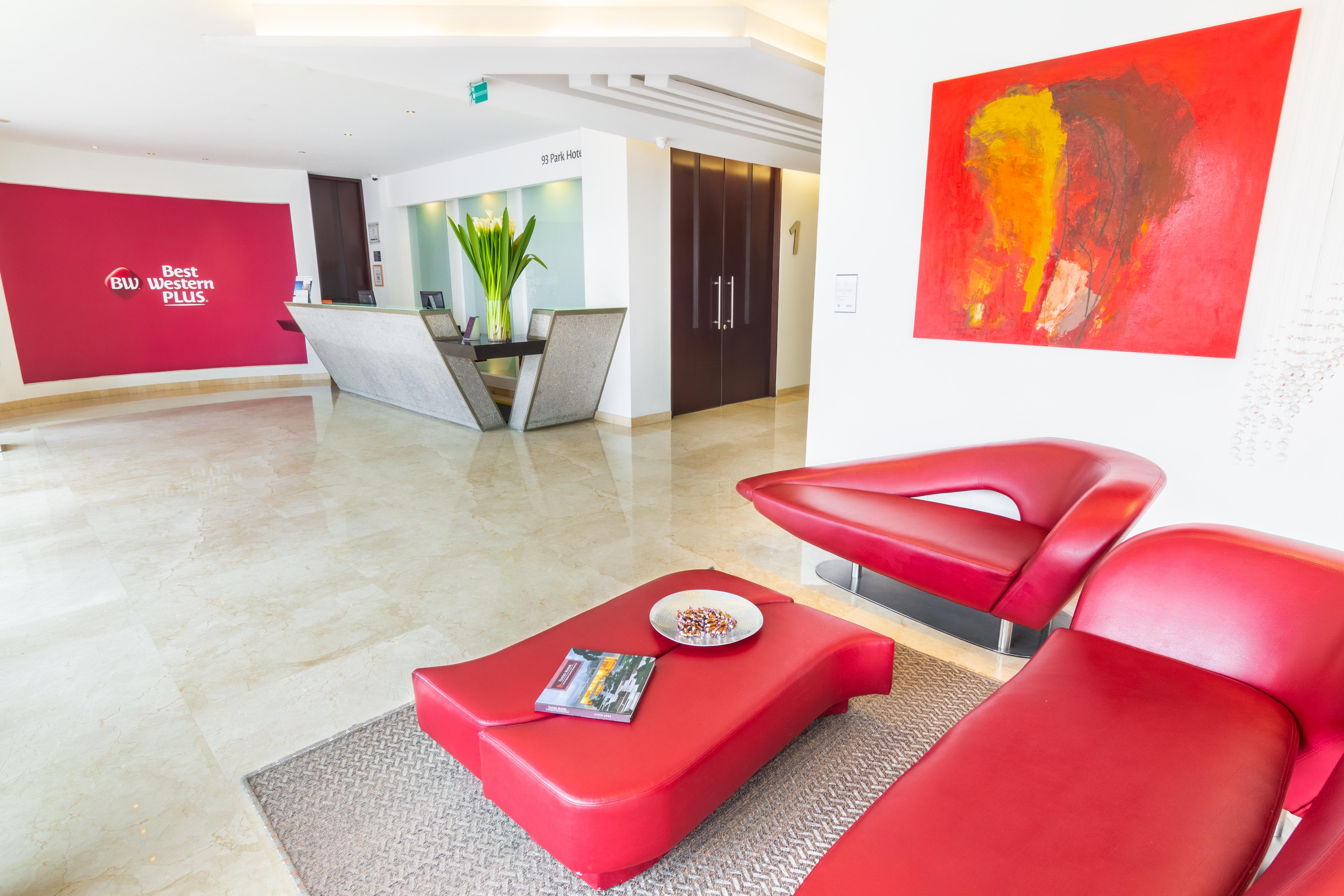 โรงแรมเบสท์เวสเทิร์น พลัส 93 พาร์ค โบโกตา ภายนอก รูปภาพ The interior of the new Austrian Plus lounge at Vienna Airport