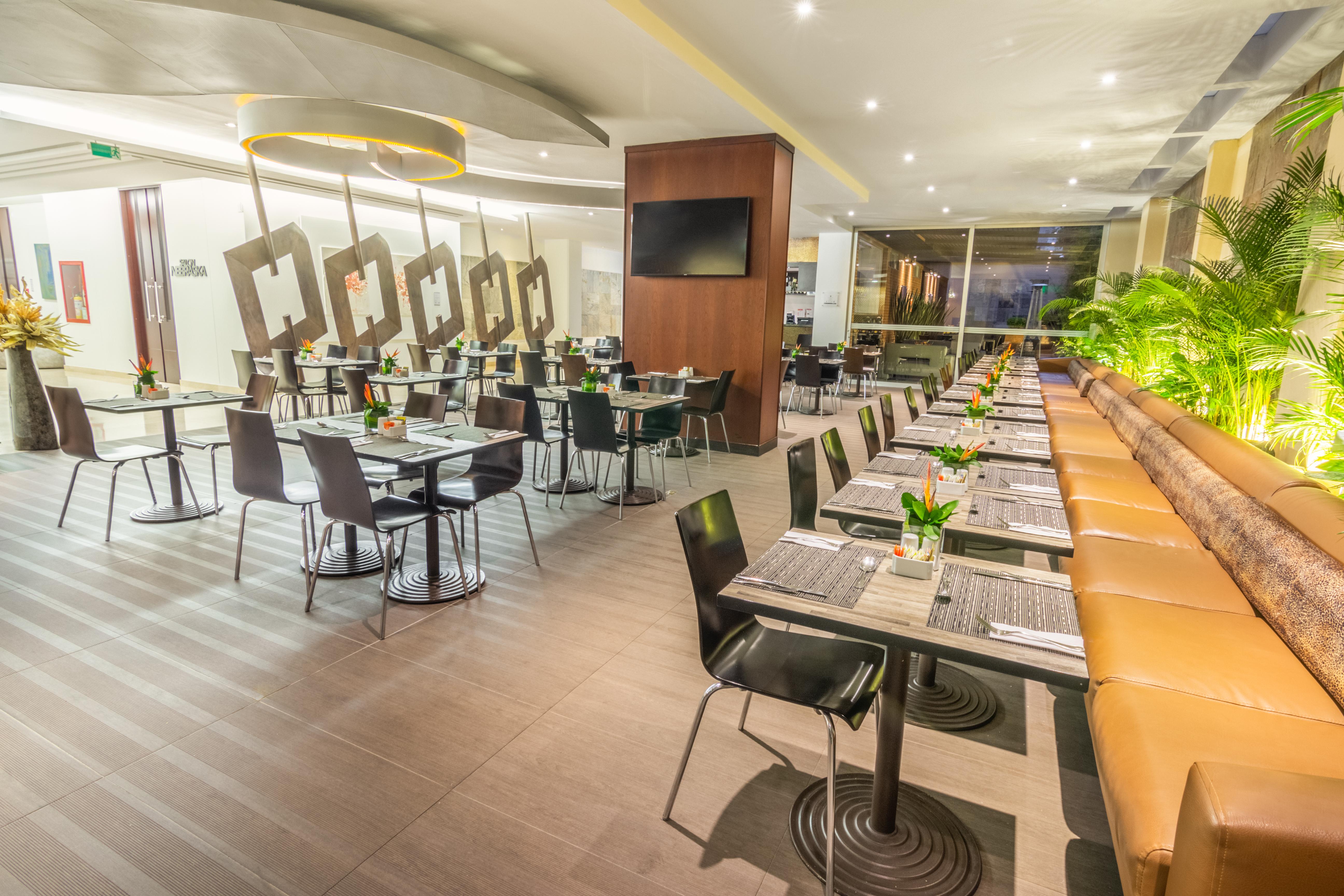 โรงแรมเบสท์เวสเทิร์น พลัส 93 พาร์ค โบโกตา ภายนอก รูปภาพ The interior of the lounge