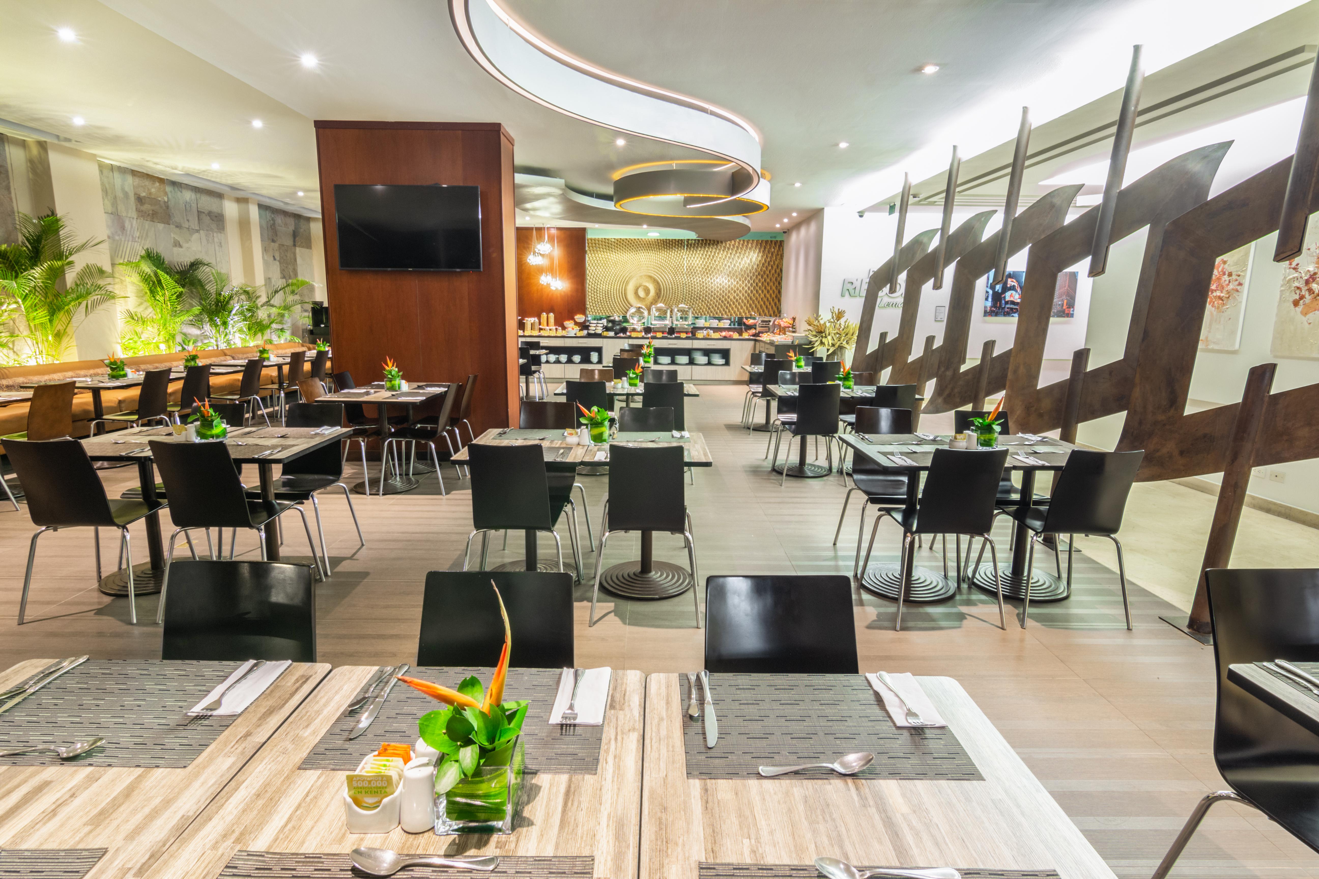 โรงแรมเบสท์เวสเทิร์น พลัส 93 พาร์ค โบโกตา ภายนอก รูปภาพ The lounge at Kuala Lumpur International Airport