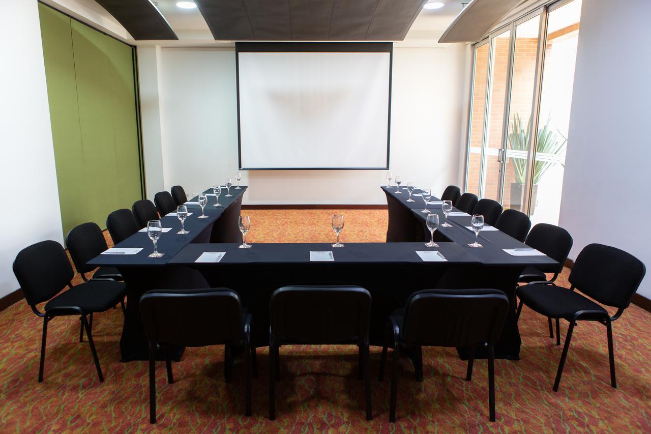 โรงแรมเบสท์เวสเทิร์น พลัส 93 พาร์ค โบโกตา ภายนอก รูปภาพ Meeting room